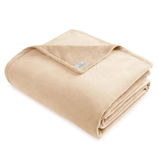 BiggerBee Throw Blanket - Giftsmiths